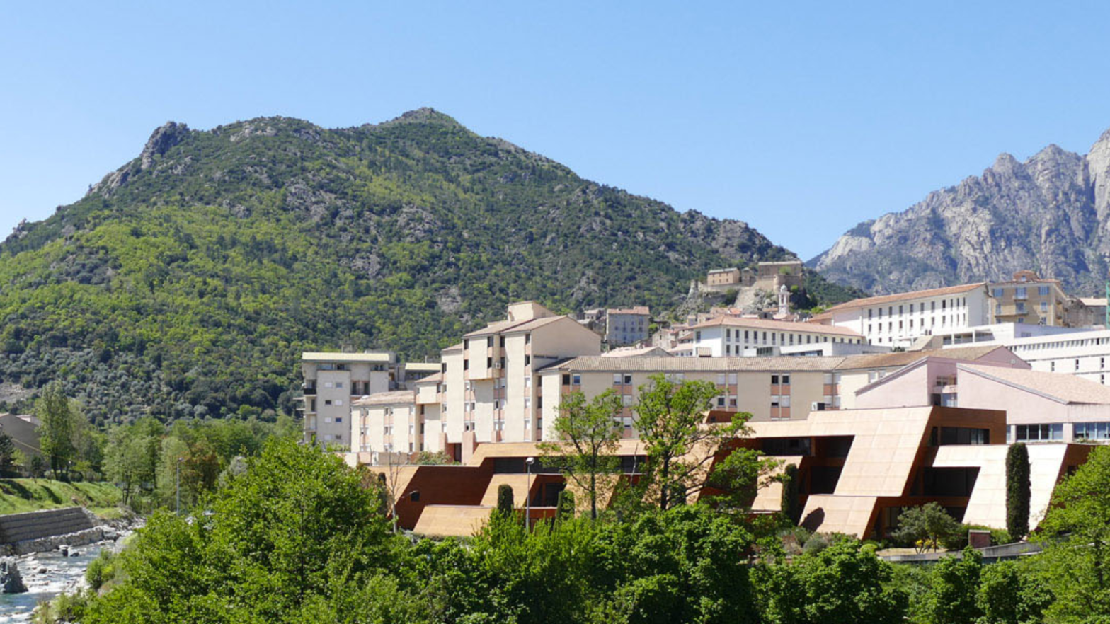 , Université de Corse : une ambition pour la langue corse et le plurilinguisme